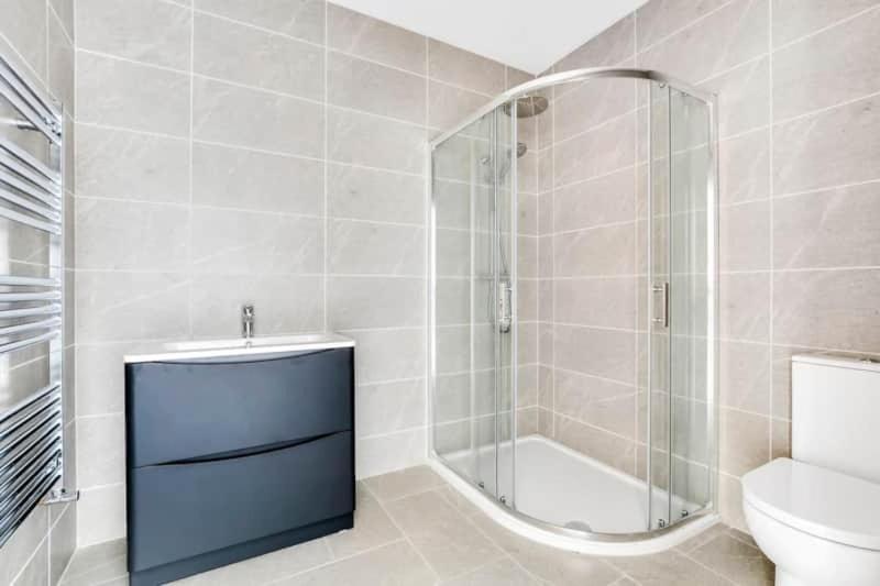 Bayview Luxury 3 Bedroom Apartment First Floor Downings Ngoại thất bức ảnh
