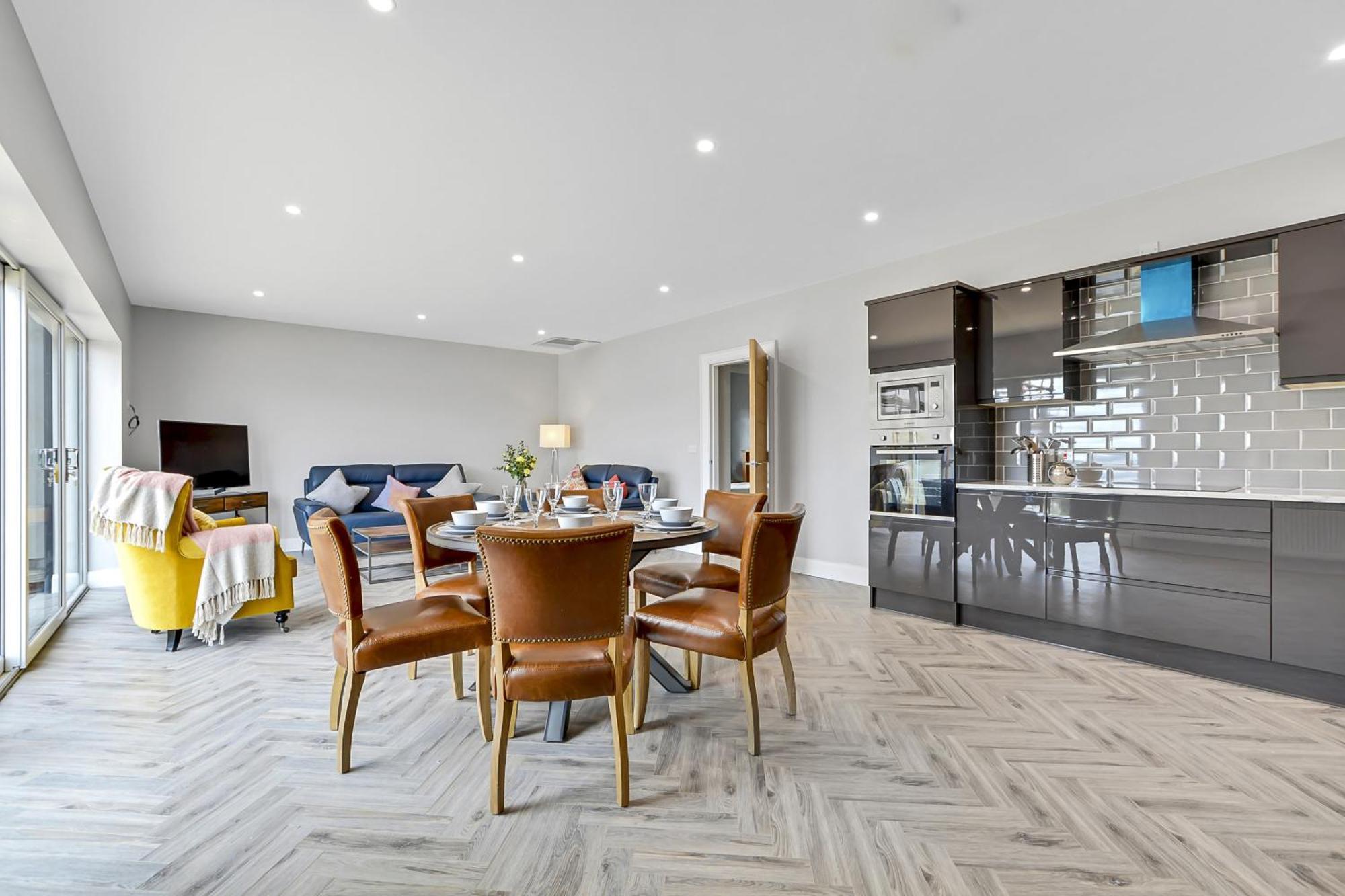 Bayview Luxury 3 Bedroom Apartment First Floor Downings Ngoại thất bức ảnh