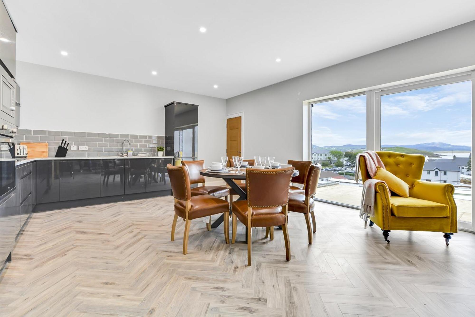 Bayview Luxury 3 Bedroom Apartment First Floor Downings Ngoại thất bức ảnh