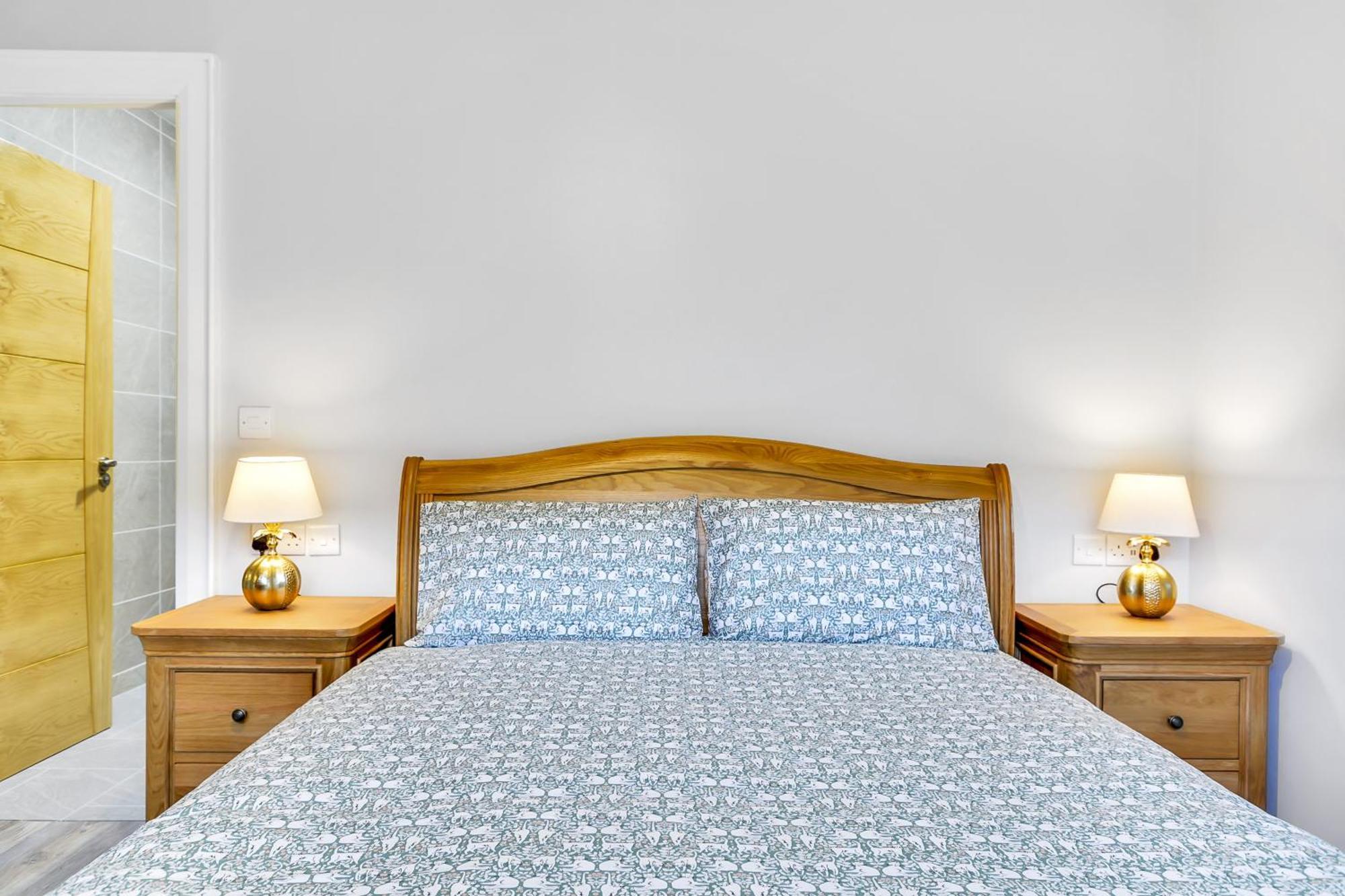 Bayview Luxury 3 Bedroom Apartment First Floor Downings Ngoại thất bức ảnh